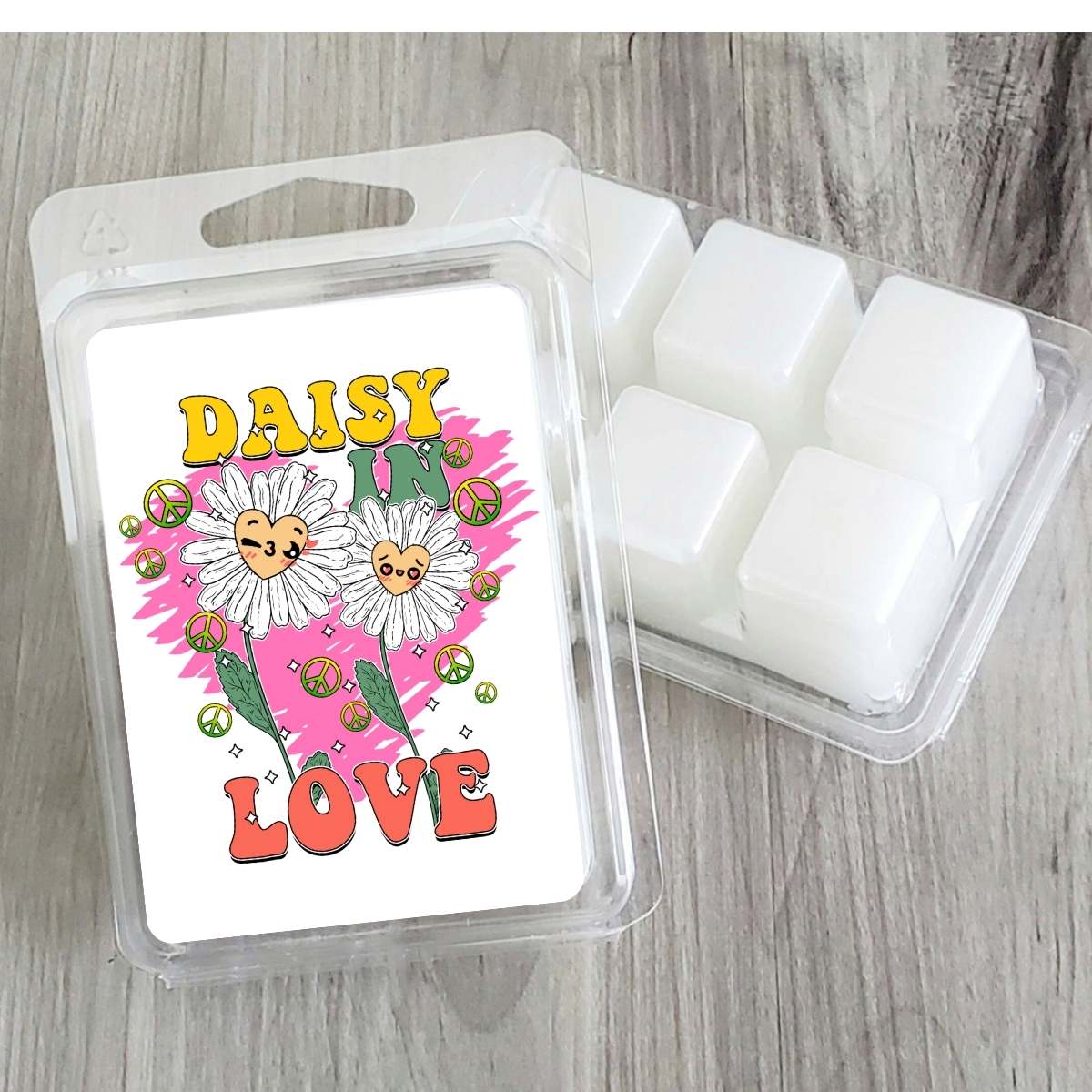 Groovy - Daisy In Love Valentines Wax Clamshell